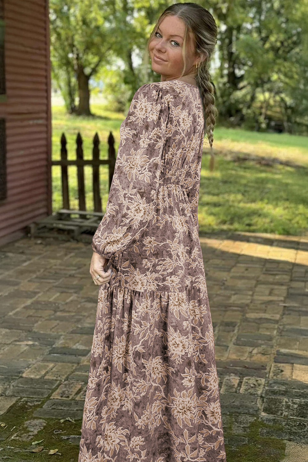 Vestido Maxi Marrón con Estampado Floral Fruncido de Cintura Alta y Manga Larga