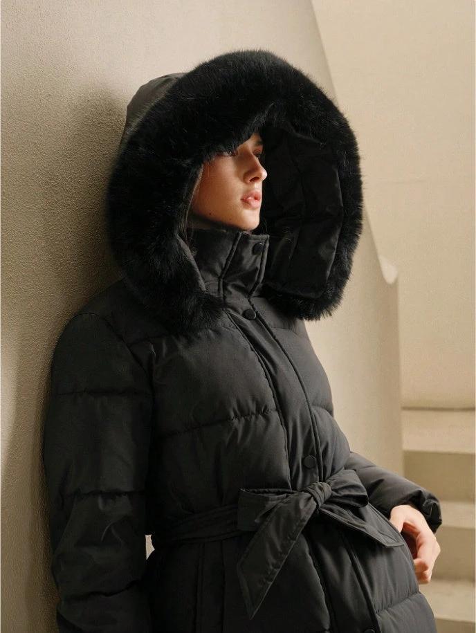 Chaqueta acolchada con capucha y cremallera de manga larga de color liso para mujer con ribete de piel sintética Anewsta