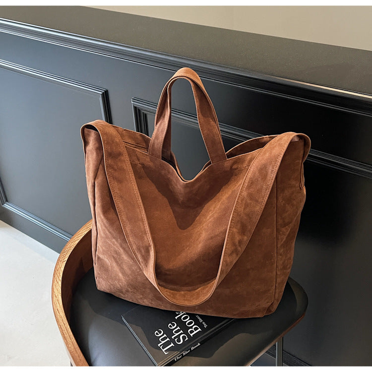 Retro Large Capacity Commute Shoulder Travel Bag