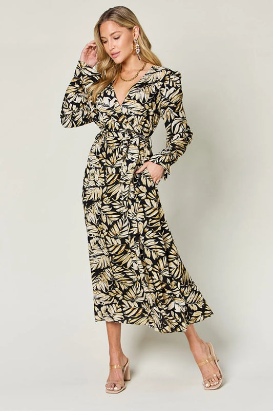 Vestido de manga con volante y espalda anudada Double Take de talla completa