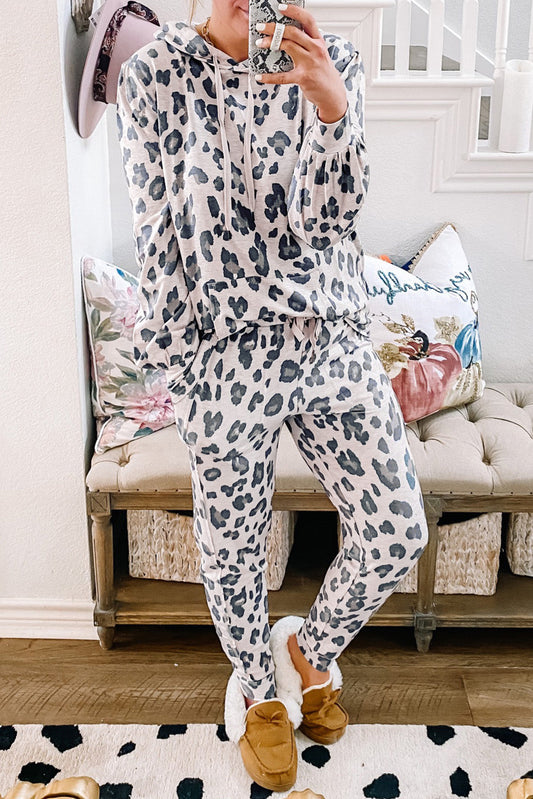 Pijama de sudadera con capucha con cordón y pantalón ajustado con estampado de leopardo caqui