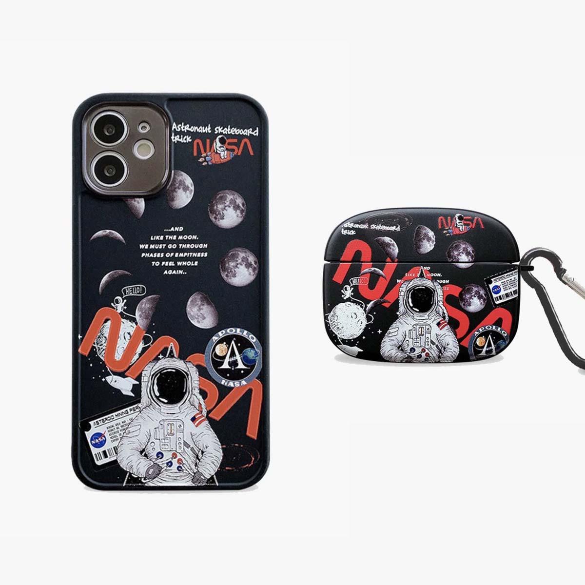 Estuche para teléfono y AirPods Astronauta Negro Edición Limitada | Paquete de 2