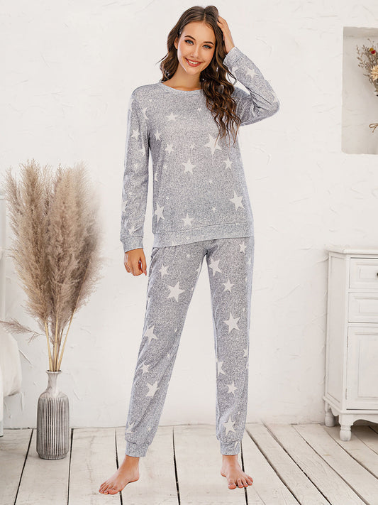Conjunto de pijama de top y pantalón con estrellas