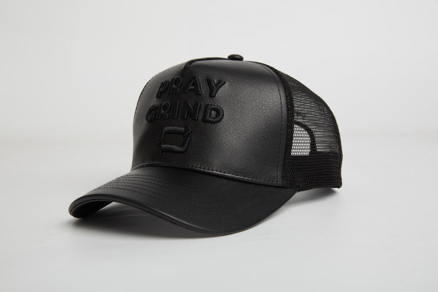 Reza, Esfuérzate, Repite - Cuero Asfáltico / Gorra Snap-Back Edición Exclusiva