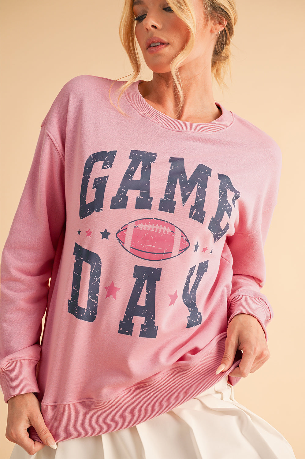 Sudadera Rosa con Hombros Caídos y Gráfico de Día de Partido de Rugby