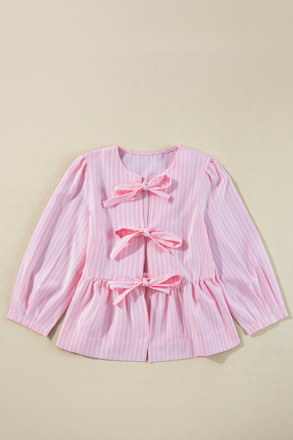 Blusa de cuello redondo a rayas con lazo