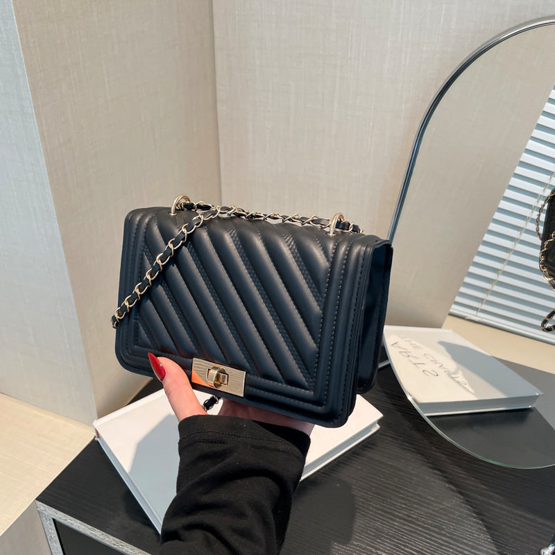 Fashionable Western-style Minimalist Casual Single-shoulder Crossbody Bag See size chart under “more details”