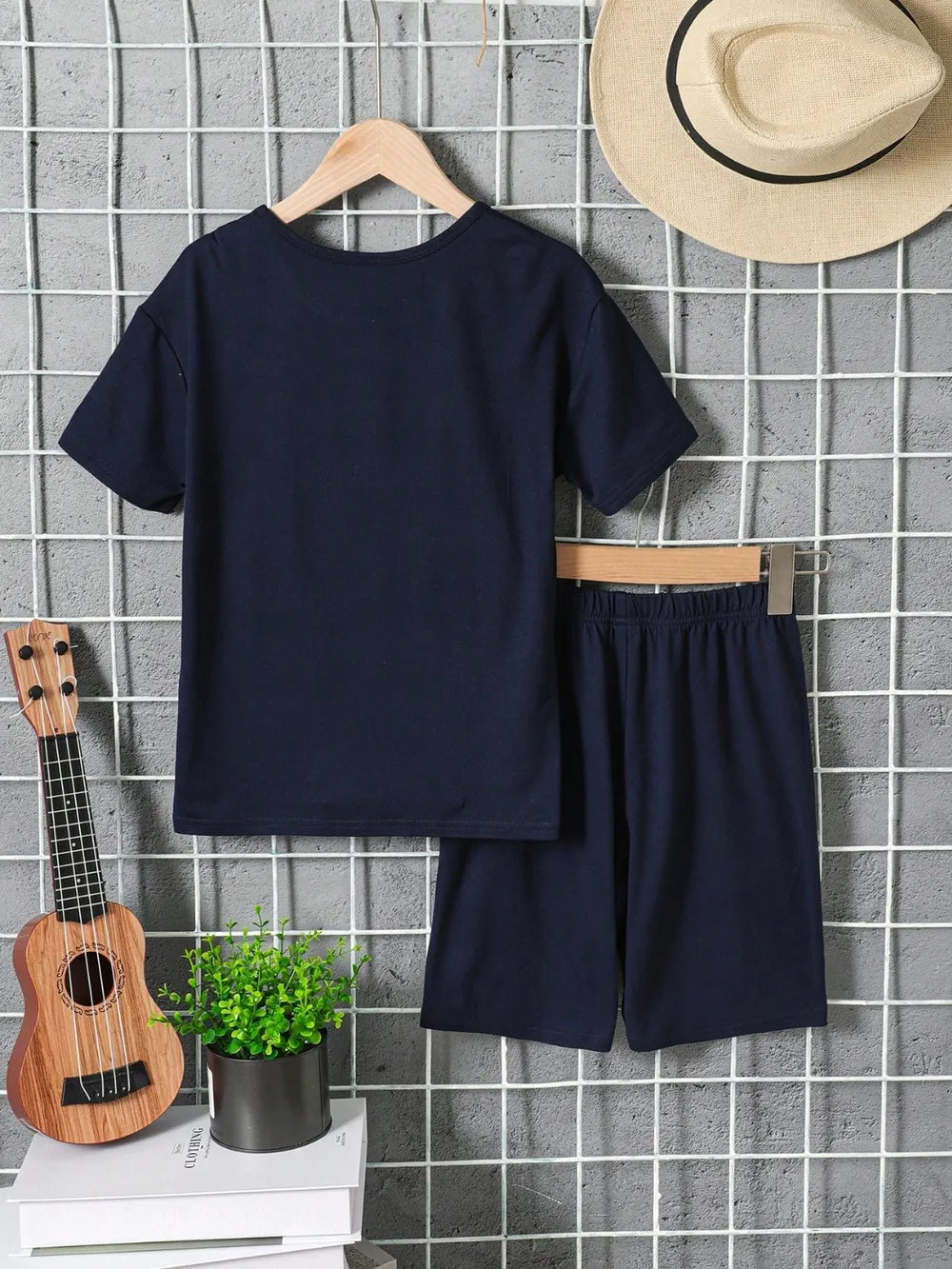 Children's Graphic Round Neck T-Shirt and Pants Set