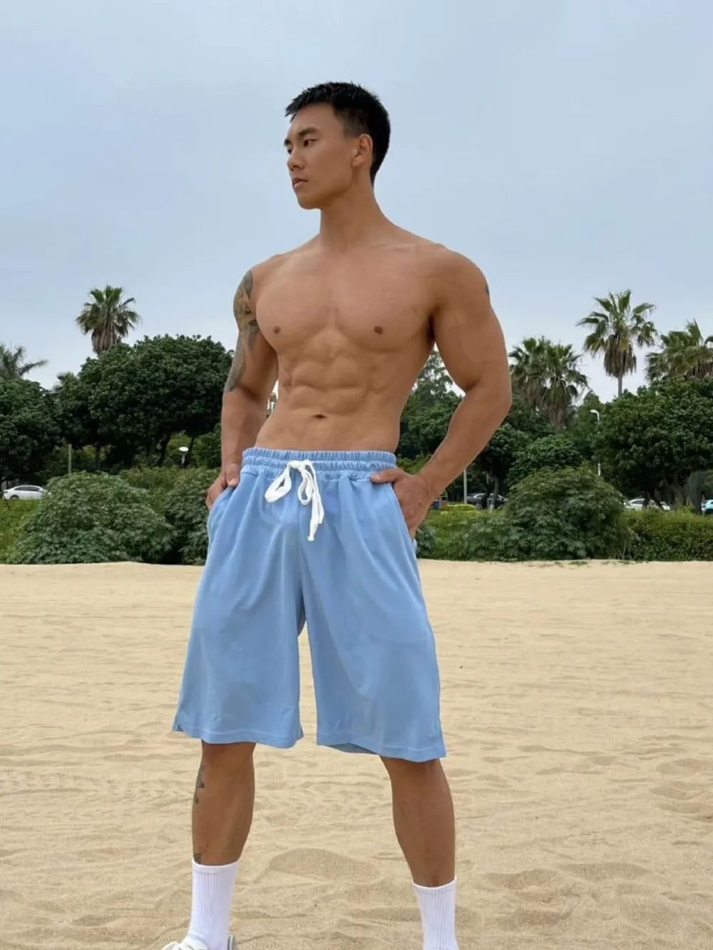 Pantalones cortos para hombre de talla grande con cordón y bolsillos