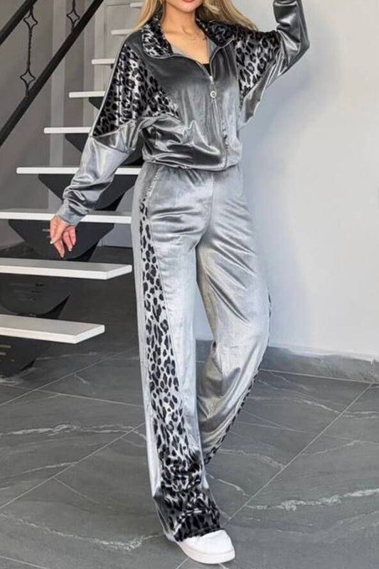 Conjunto de top con cuello y cremallera con estampado de leopardo de talla grande
