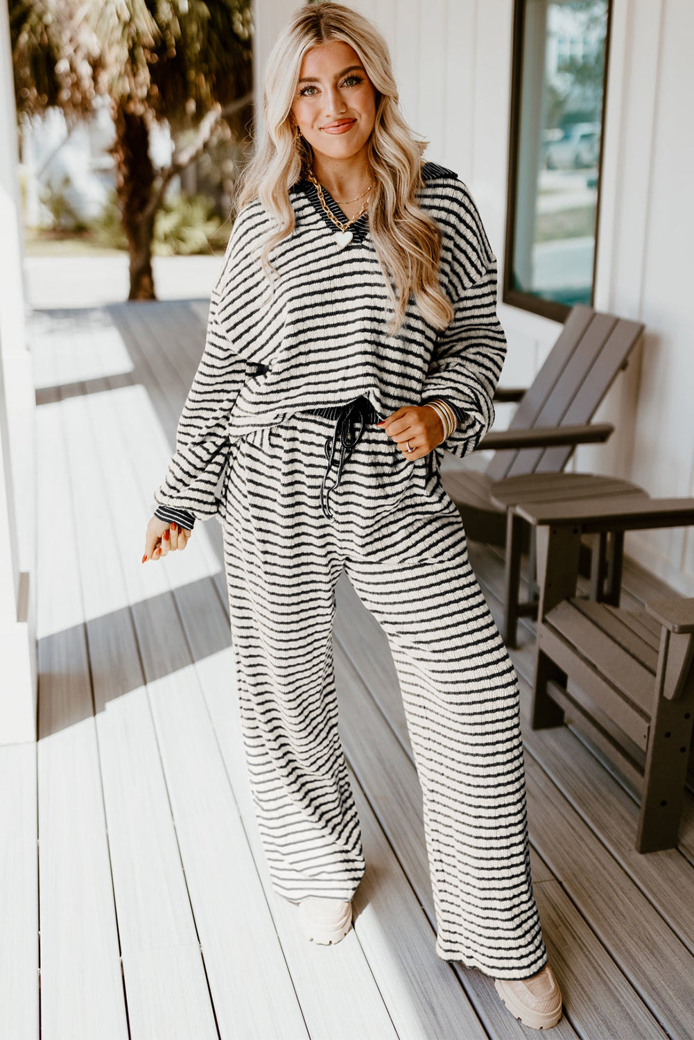 Conjunto de Top de Manga Larga con Cuello Texturizado a Rayas Azul Cielo y Pantalones con Cordón