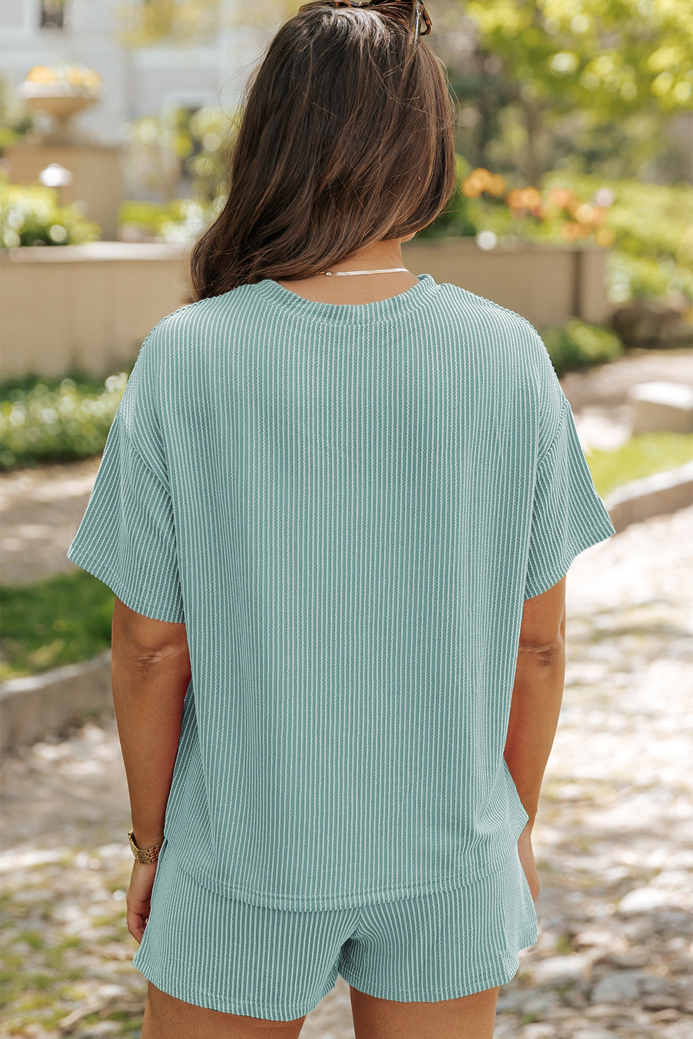 Conjunto de camiseta y shorts de punto texturizado de canalé azul Islandia de corte holgado