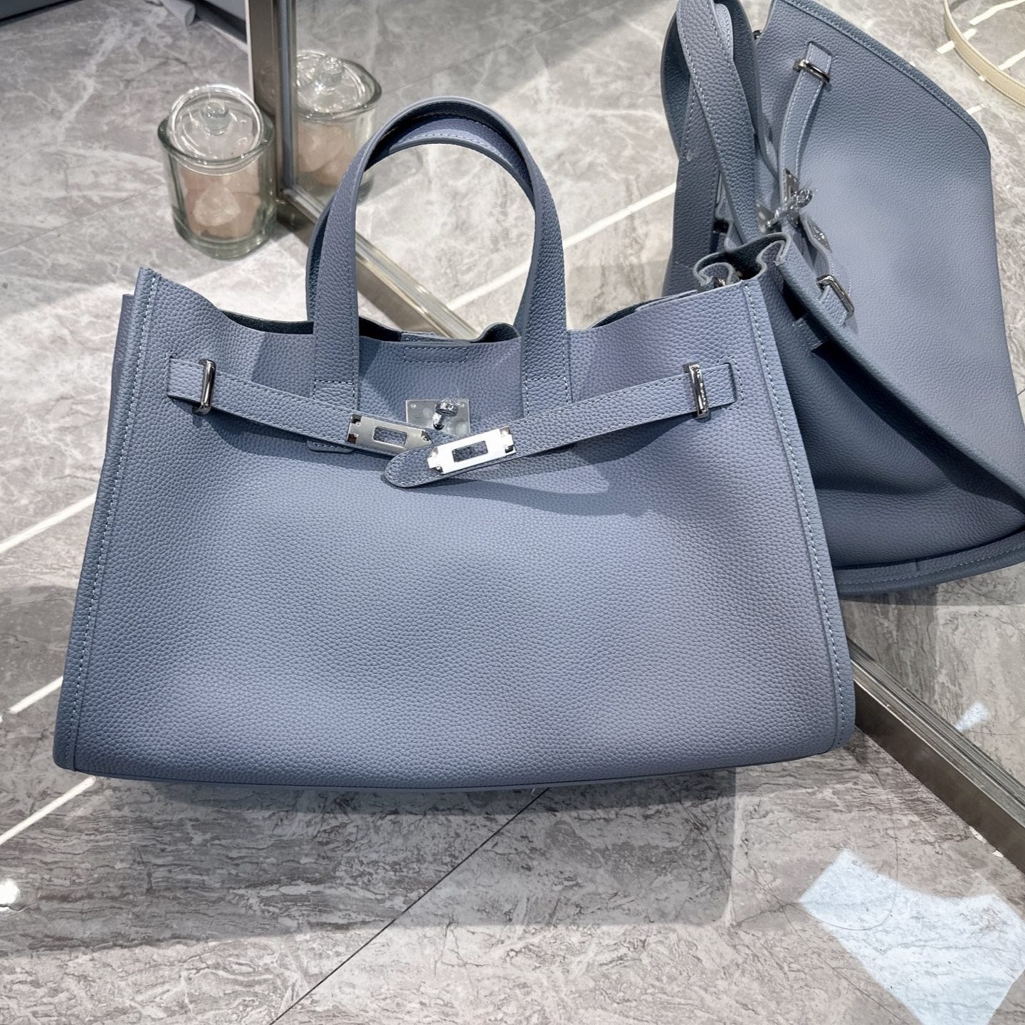 Women's Top Layer Cowhide Crossbody Bag