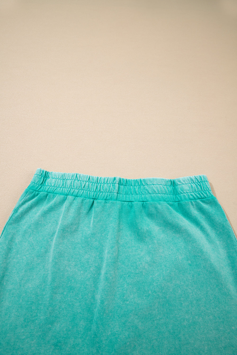Conjunto de 2 piezas de top de tirantes y falda con abertura de algodón con lavado mineral en verde menta