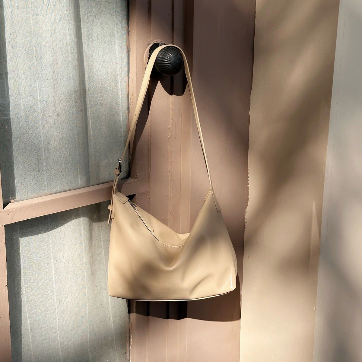 Fashionable And Versatile New Cowhide Shoulder Bag