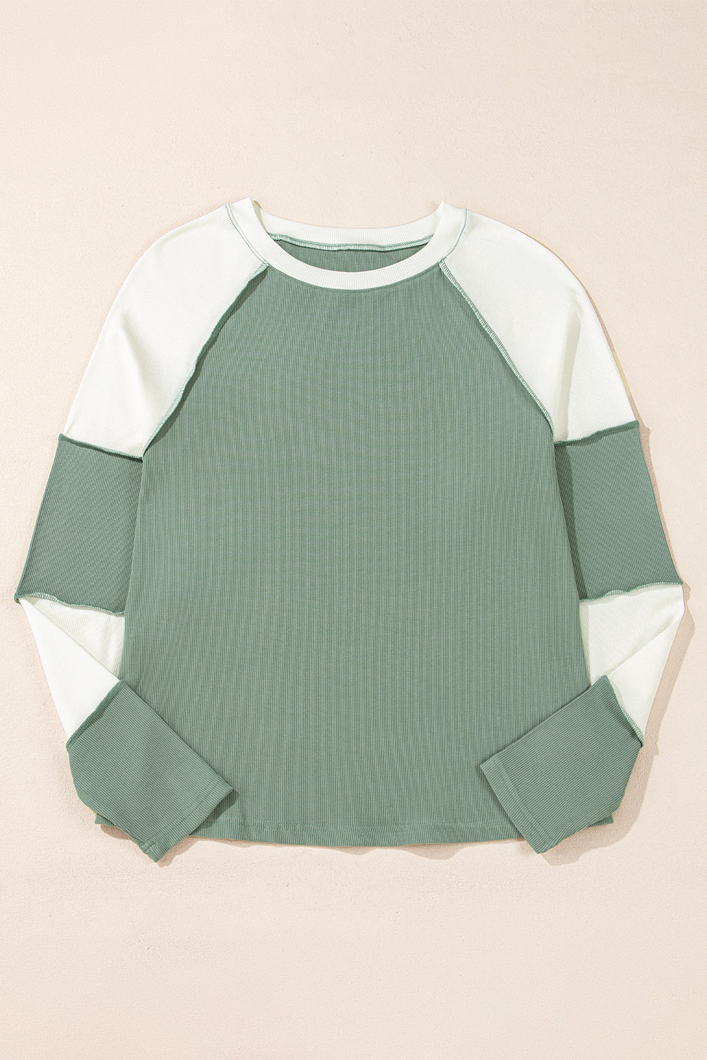 Top de manga larga raglán con paneles de colores acanalado en verde menta