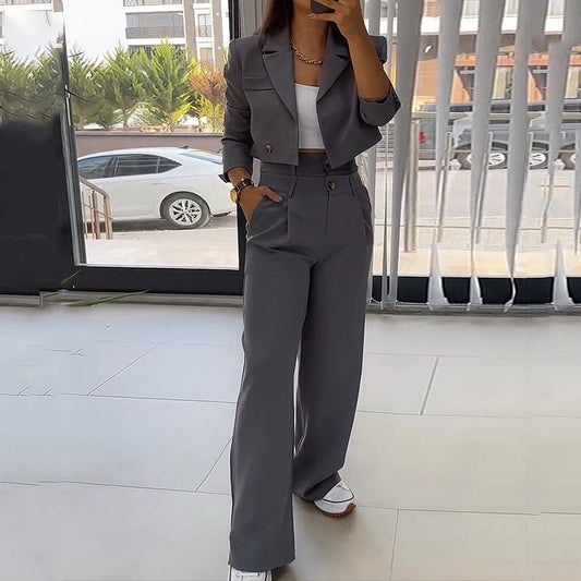 Traje de pantalones casuales de moda para mujer. Ver tabla de tallas en "más detalles".