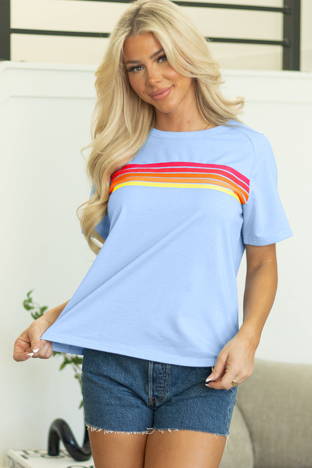 Camiseta casual delantera con parches a rayas azul Beau