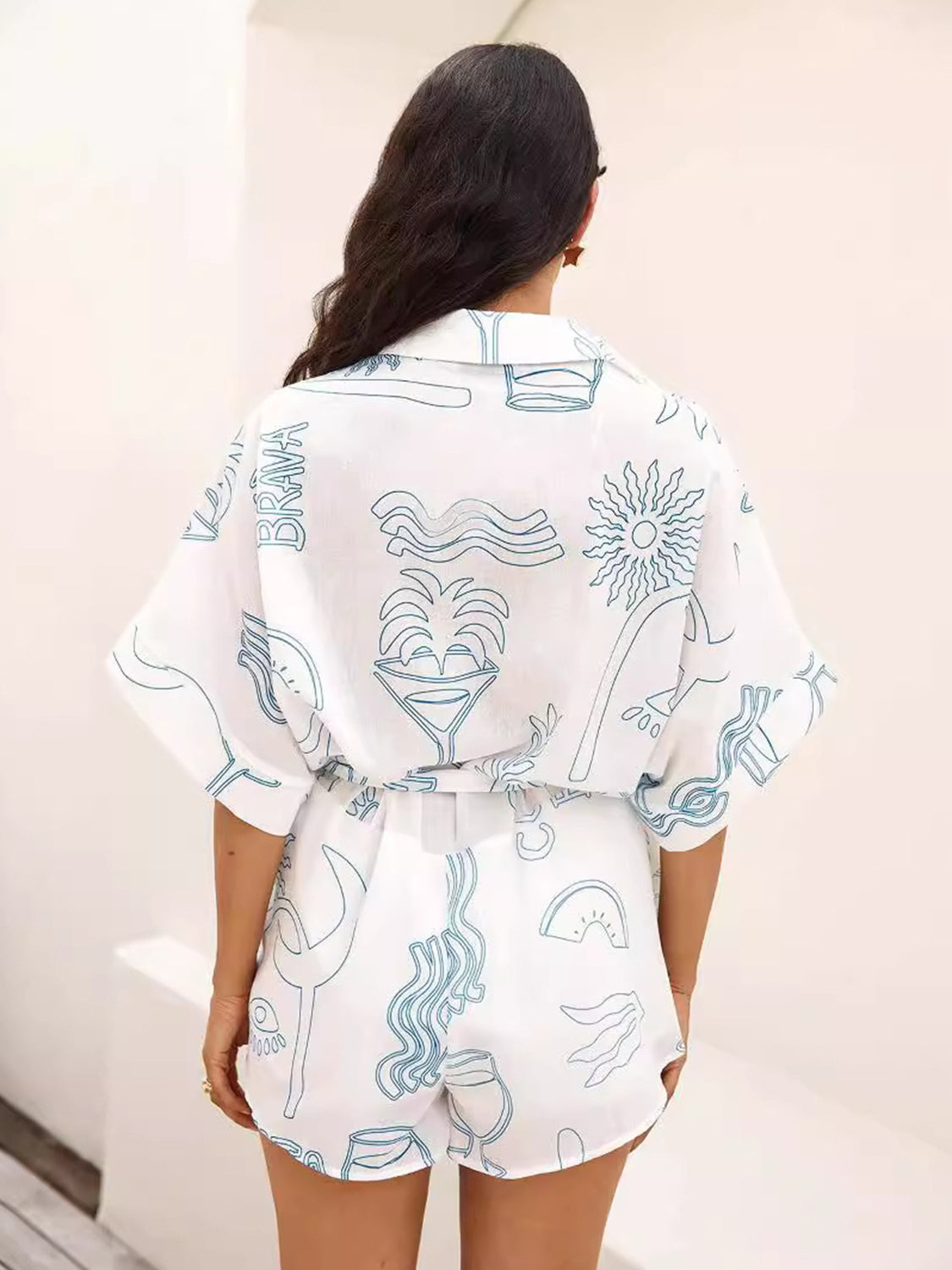 Mameluco estampado de cuello con solapa y manga corta