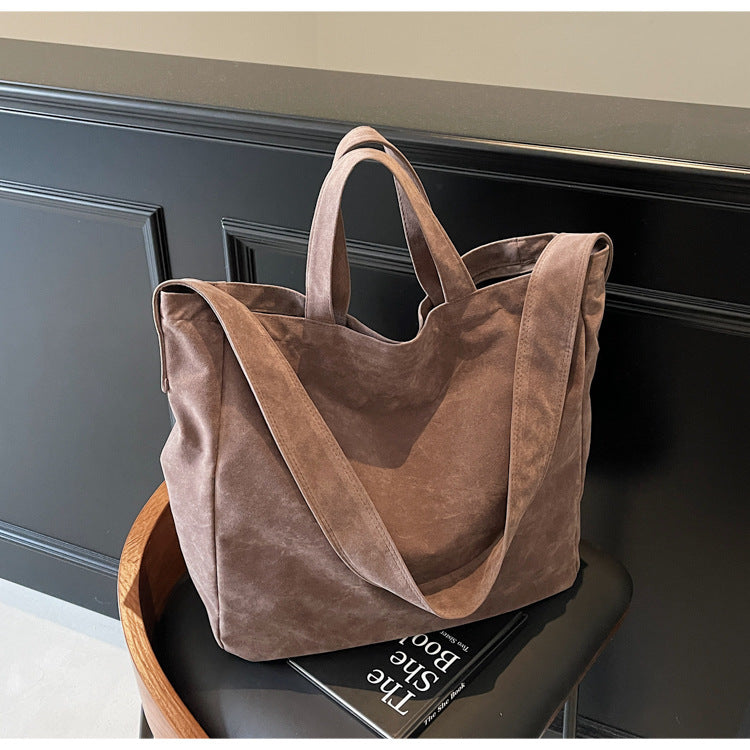 Retro Large Capacity Commute Shoulder Travel Bag