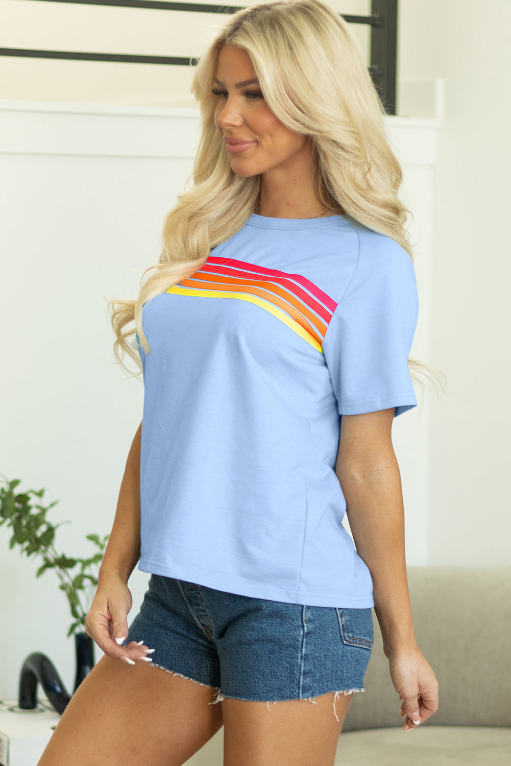 Camiseta casual delantera con parches a rayas azul Beau