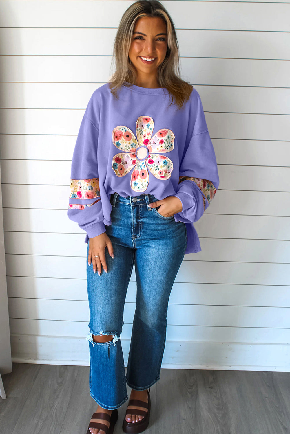 Sudadera tipo jersey con apliques de flores de glicinia y mangas caídas en patchwork