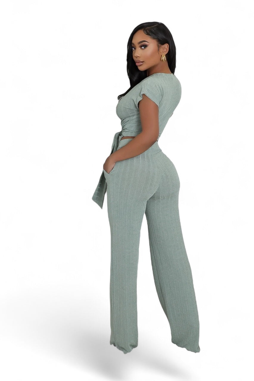 Conjunto de 2 piezas de top corto con cinturón y pantalón de pernera ancha {Ideal para chicas altas}