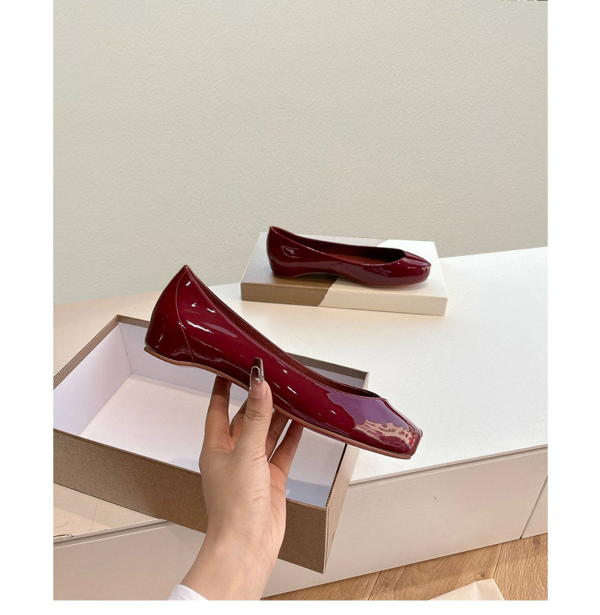 Women's Slip-on Split Toe Flats