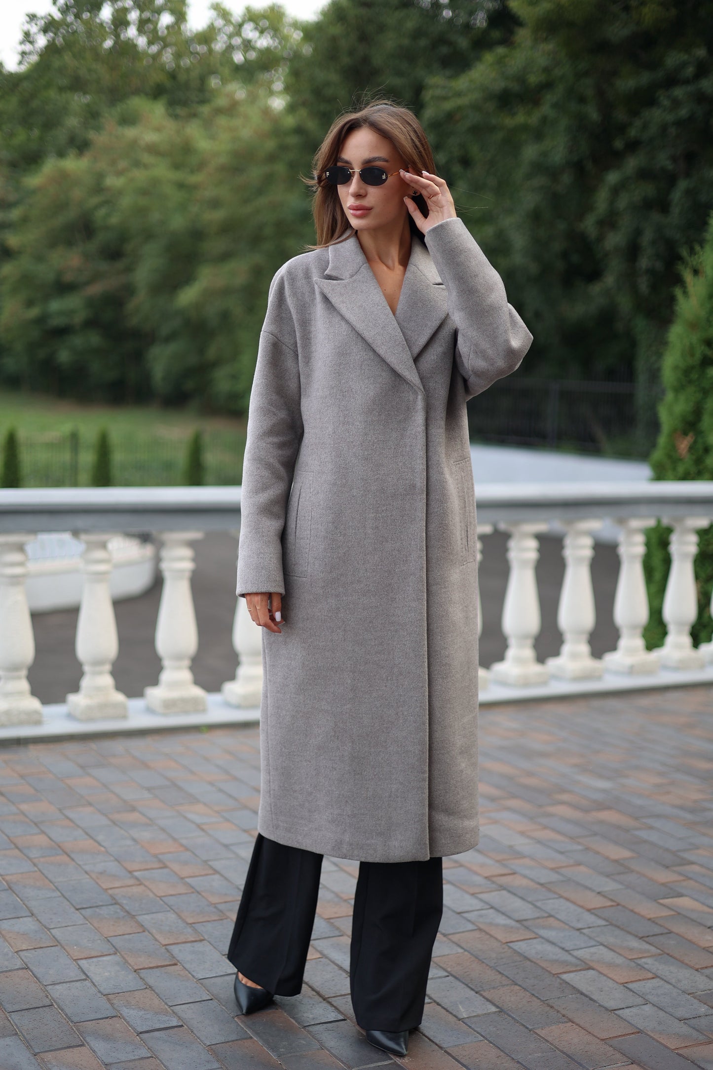 Abrigo Clásico de Lana Mezclada en Gris