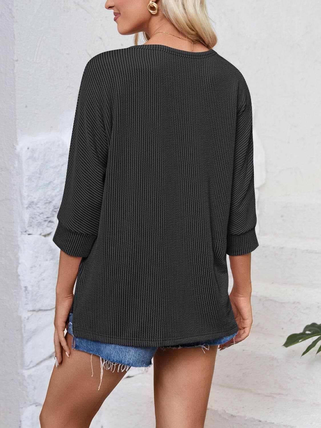T-Shirts Trendsi just arrived - Textured 3/4 sleeve blouse