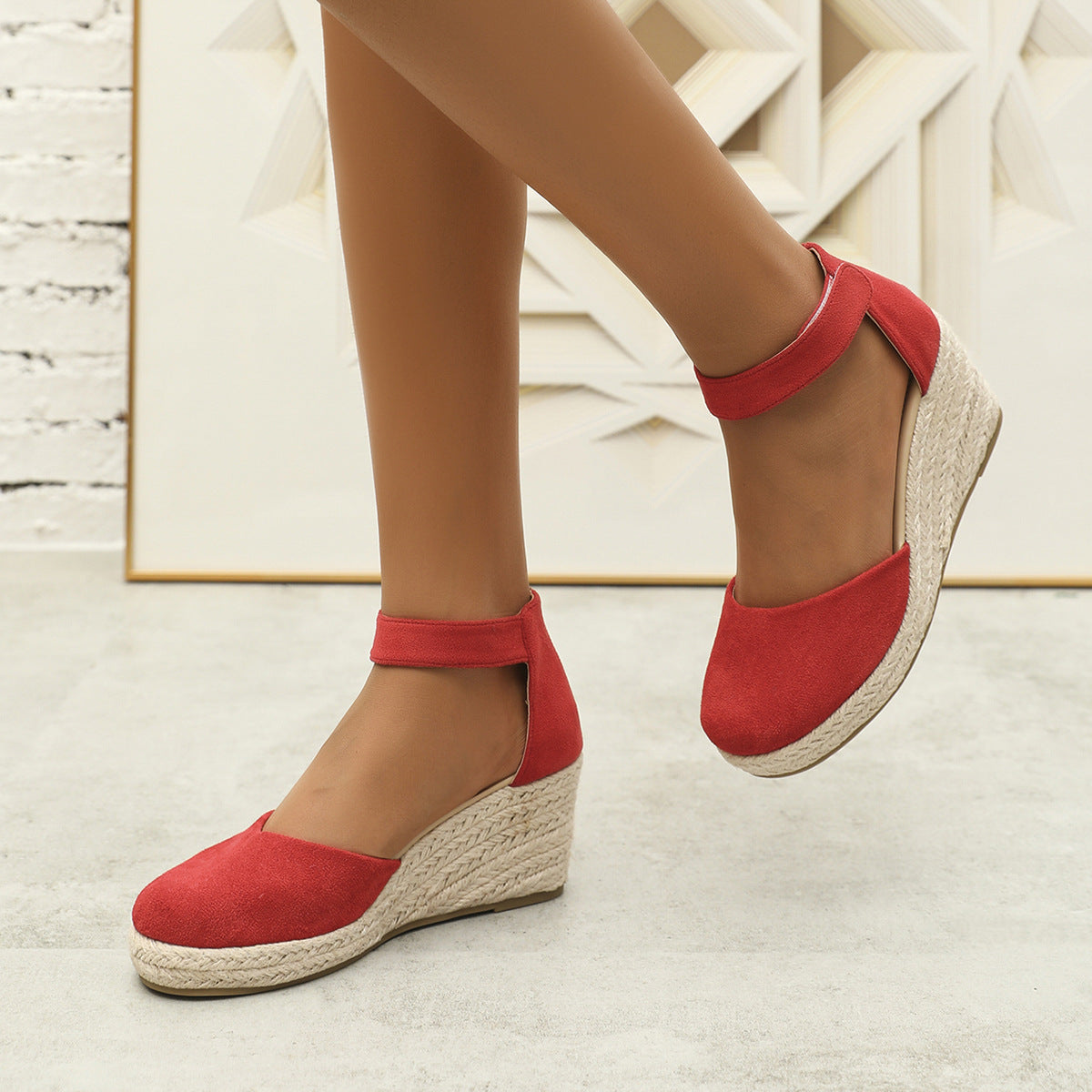 Women's Closed Toe Wedge Platform Sandals