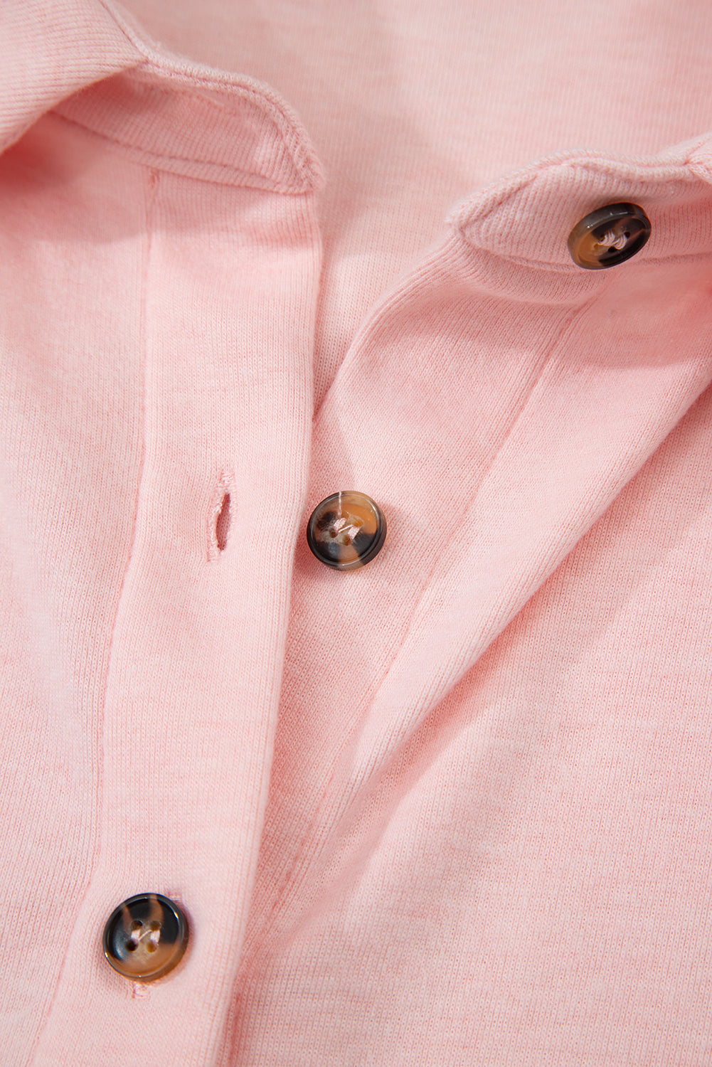 Conjunto de descanso de 3 piezas de top corto, pantalón corto y cárdigan en rosa claro