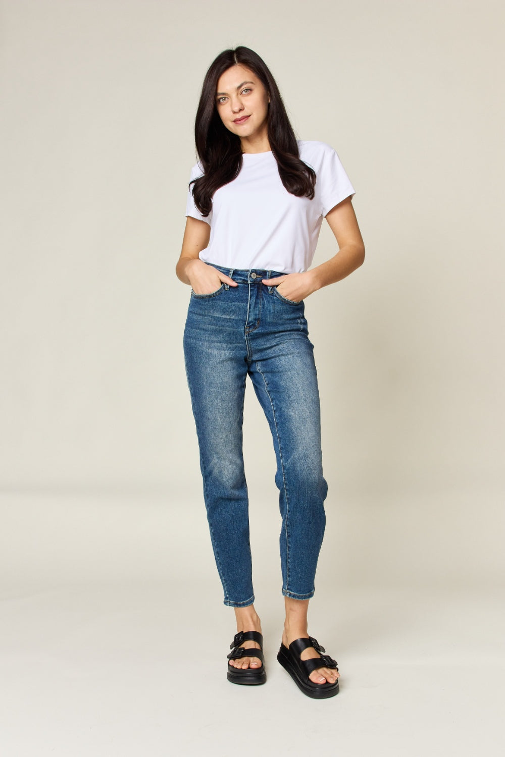 Jeans ajustados de tiro alto con control de abdomen Judy Blue Full Size