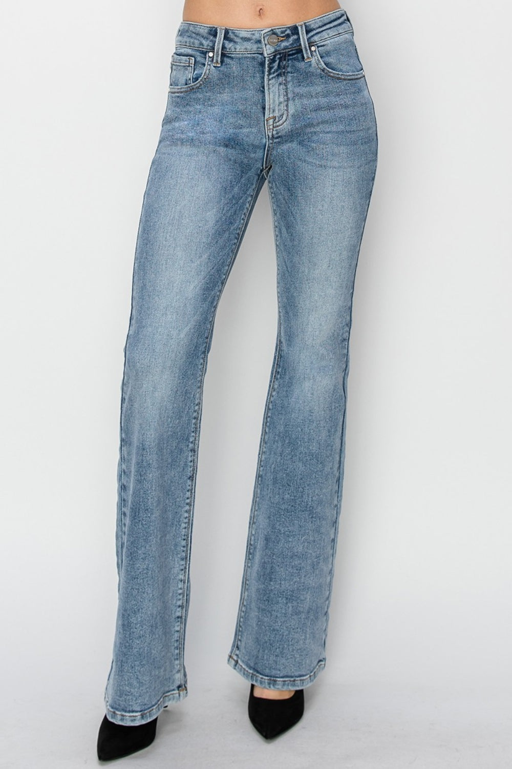 Jeans acampanados de tiro medio talla grande RISEN