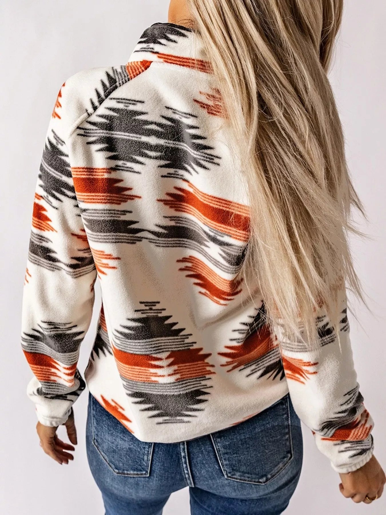 Chaqueta acolchada con diseño geométrico