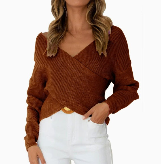 Womens Relaxed Minimalist Long-sleeve Knit Sweater