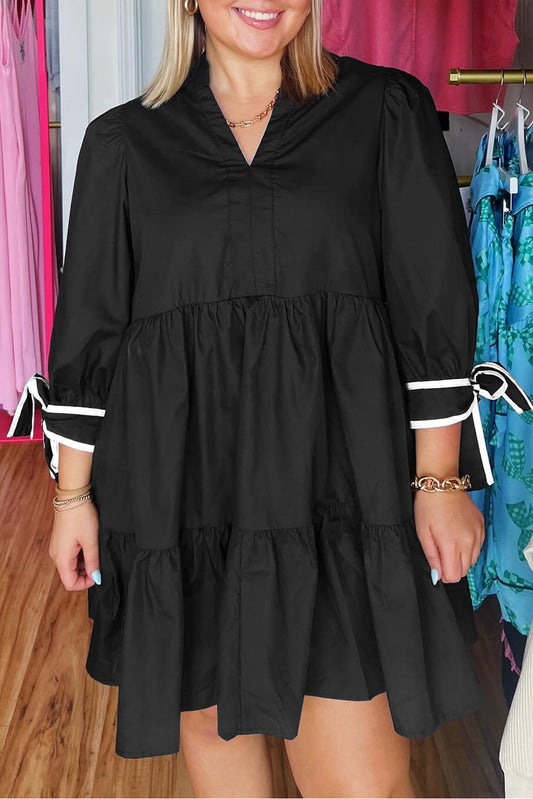 Vestido Mini de Talla Grande con Escote de Pico y Puños Atados con Ribete en Contraste Negro