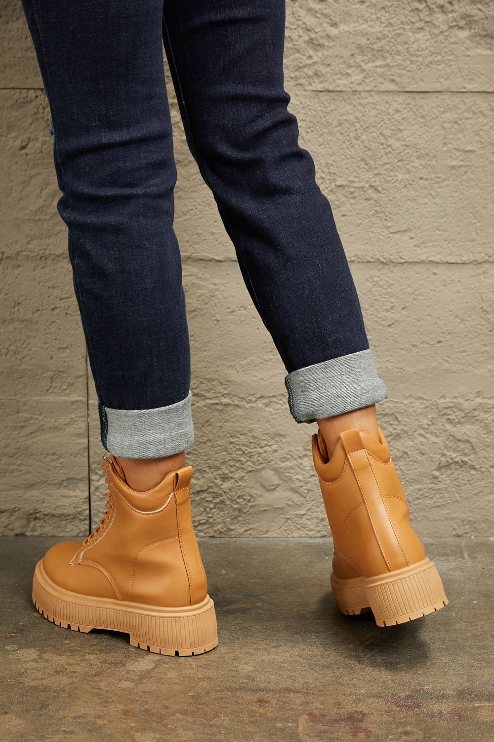 Botas de Combate de Plataforma East Lion Corp