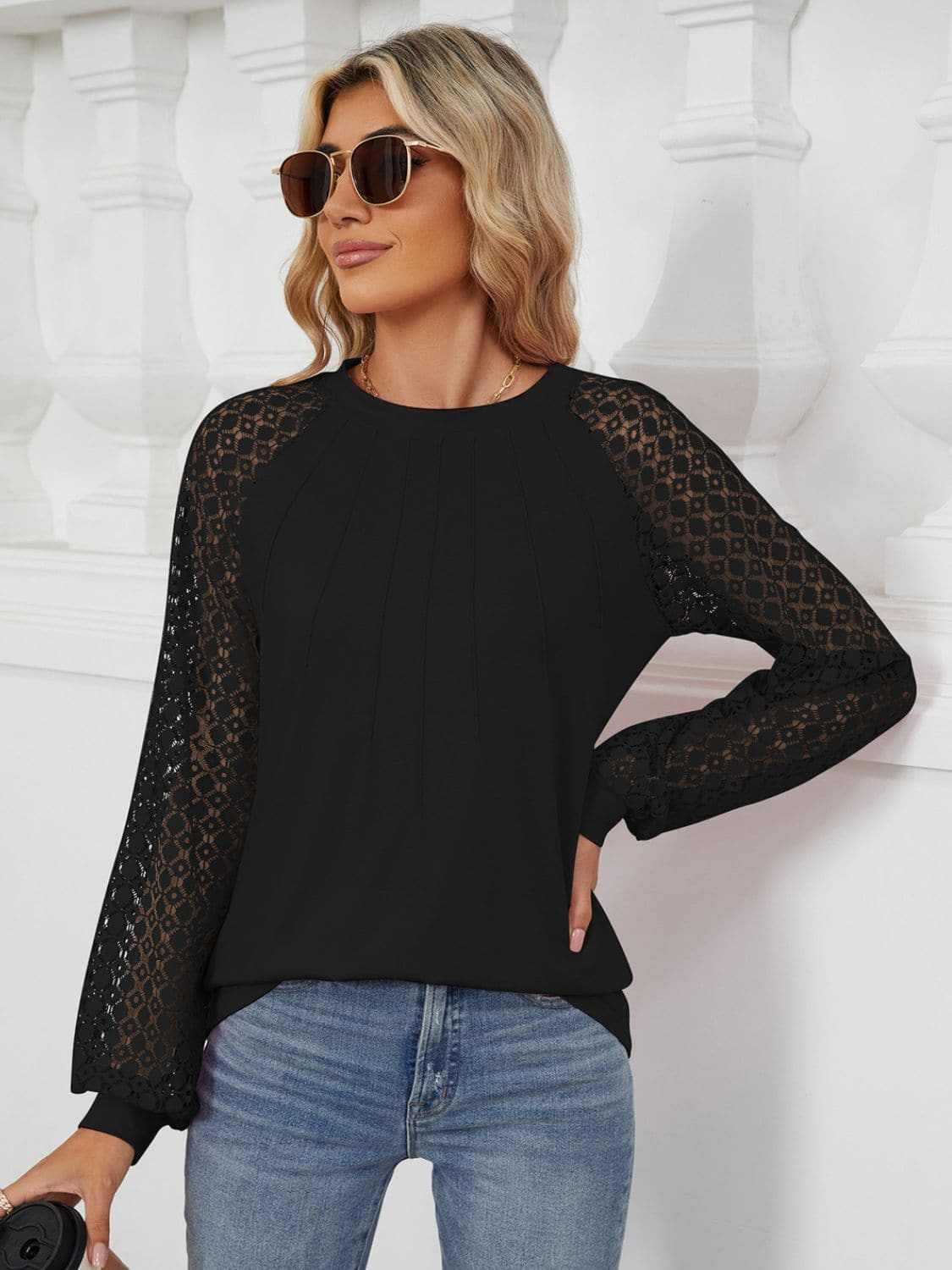 T-Shirts Trendsi Lace long sleeve top in black