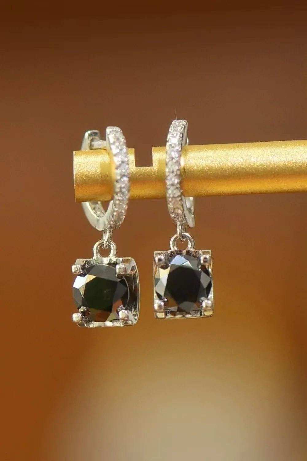 Pendientes colgantes de moissanita de 2 quilates de plata de ley 925
