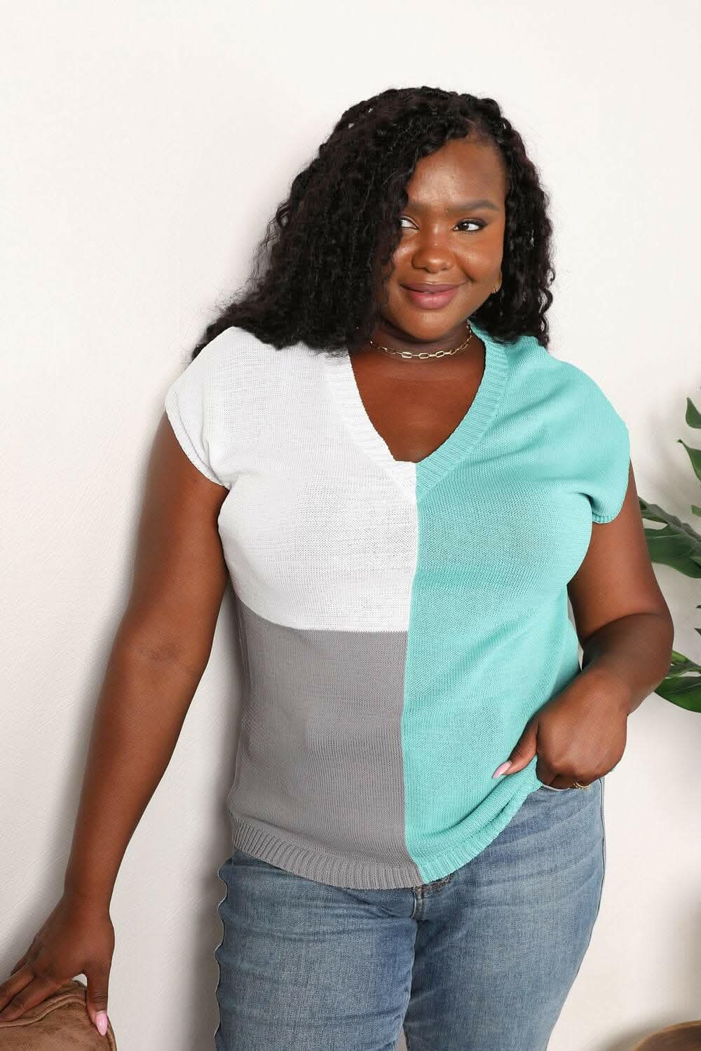 Sweaters Trendsi Color block v-neck knit top