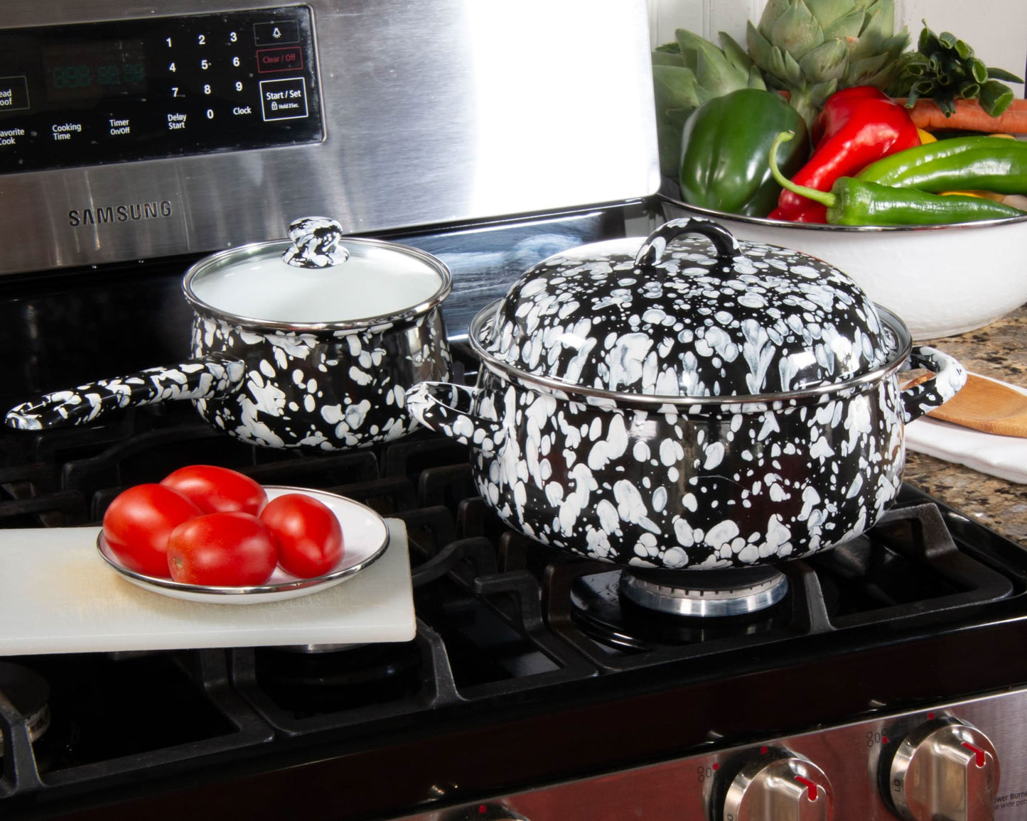 Golden Rabbit Enamelware 4 QUART Dutch Oven