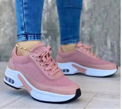 Round-Toe Lace-Up Shoes