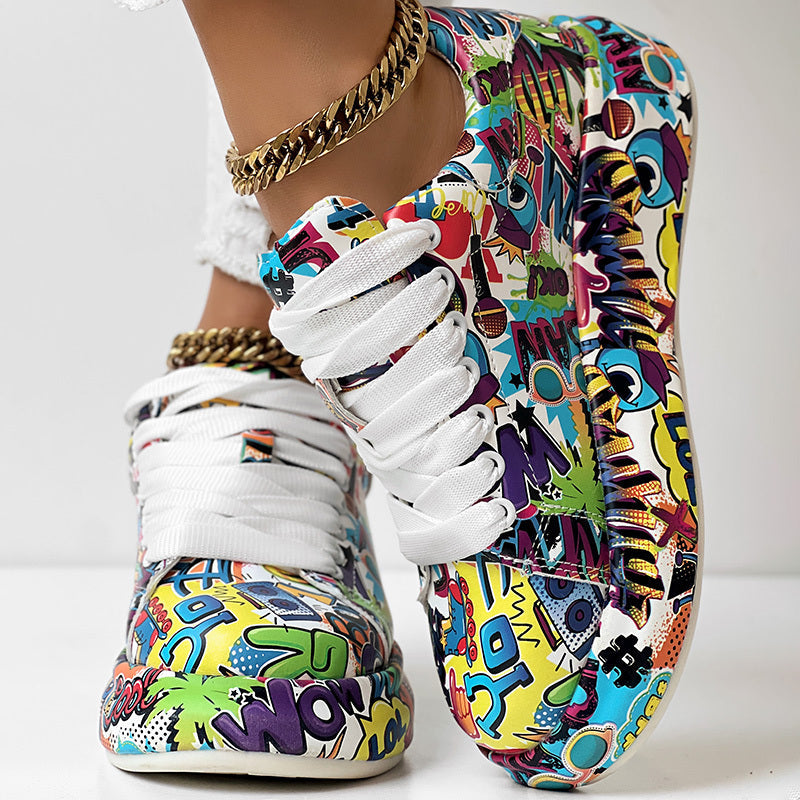 Zapatillas con cordones de punta redonda y suela gruesa — Zapatos casuales estampados para mujer