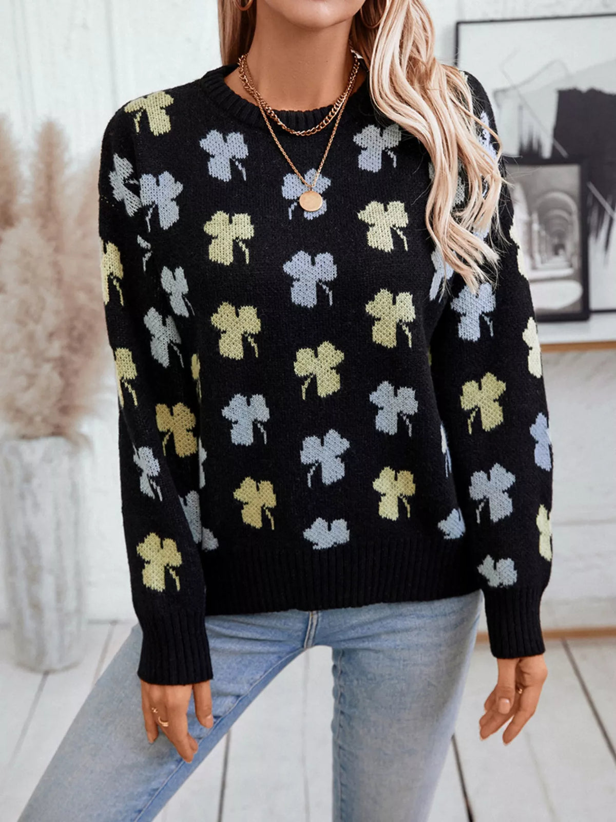 Clover Round Neck Long Sleeve Sweater