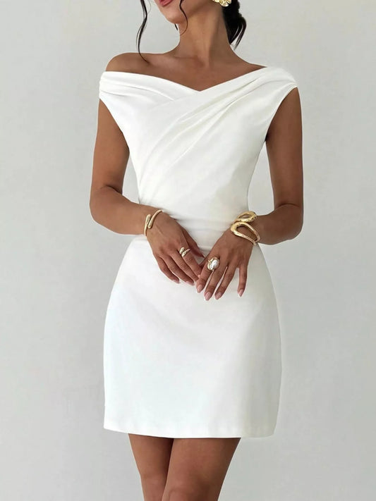 Minivestido Elegante Drapeado con Hombros Descubiertos