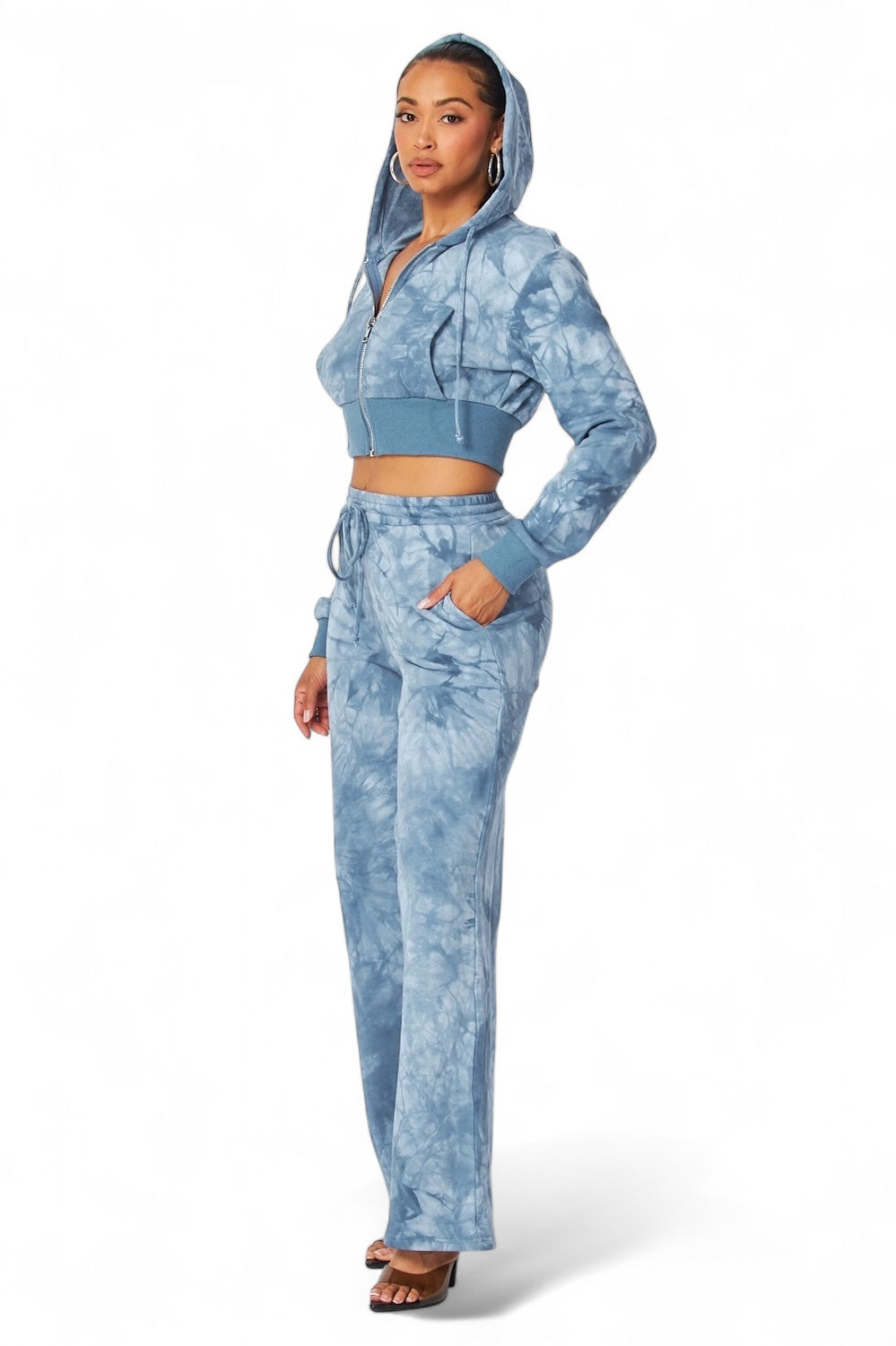 Conjunto de sudadera corta con capucha y pantalones rectos tie-dye Aaliyah