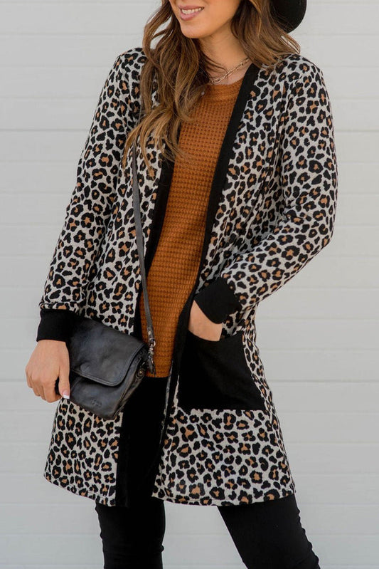 Cárdigan Abierto con Bolsillo Parcheado de Leopardo Negro