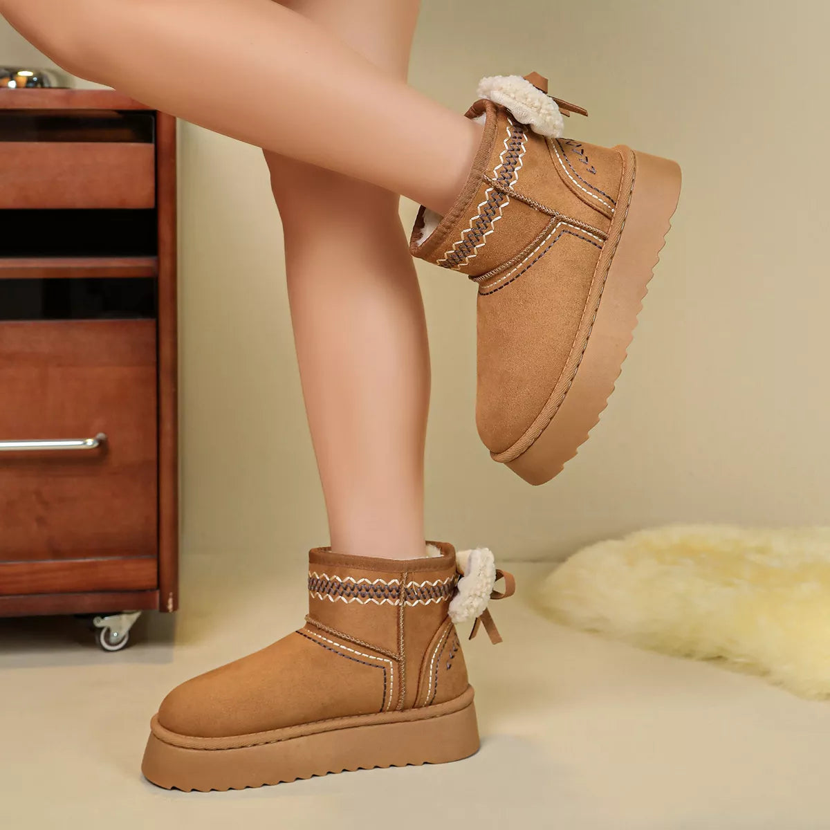 Round Toe Platform Boots