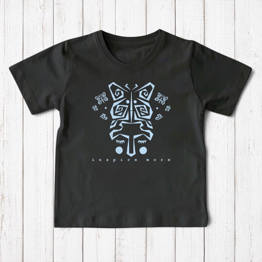 Camiseta infantil de mariposa "Inspira Más"
